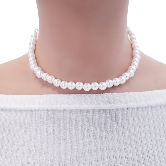 Pretty in Pearls Necklace - Picture 1 of 2